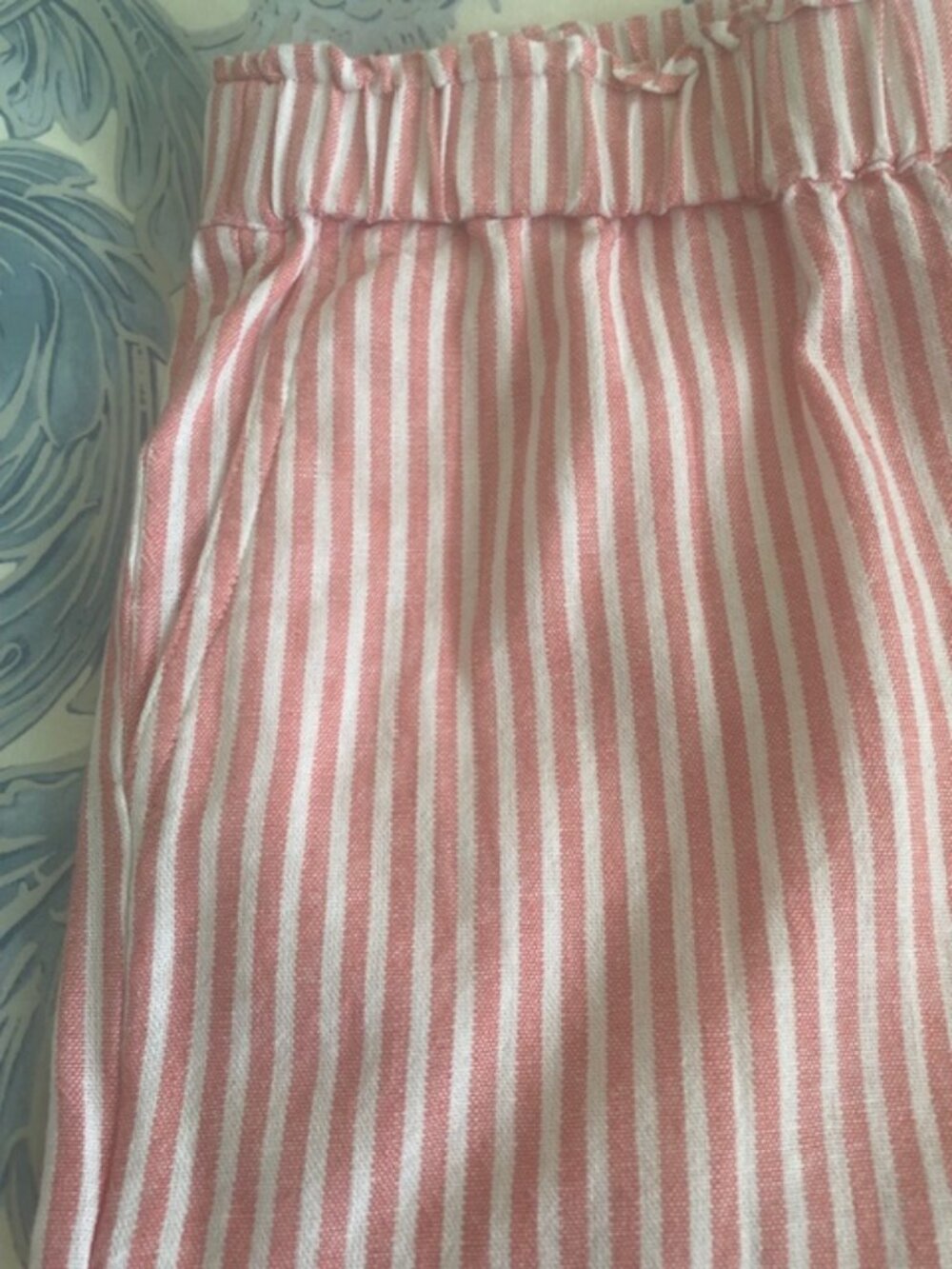New Never Worn: Ruffled Top Liz Clairborne Women's Shorts